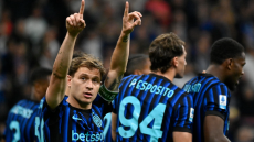 Ίντερ - Κάλιαρι 3-0: «Τριάρα» για τους Νερατζούρι που αγκάλιασαν τον τίτλο, δείτε τα γκολ