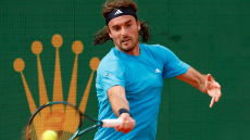 Κούριερ για Τσιτσιπά: «Δεν έχει συνειδητοποιήσει ότι το παιχνίδι τον ξεπερνάει»