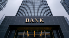 Καμπανάκι από τον SSM στις τράπεζες για το ράλι των δανείων