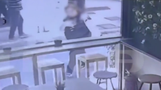 «Γολγοθάς» για 40χρονη στο Ηράκλειο: Έπεσε σε λακκούβα, τραυματίστηκε σοβαρά, δεν μπορεί να φροντίσει τα παιδιά της, βίντεο