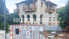 Είχε ζώσει με κάμερες και αλυσίδες το ξενοδοχείο στον Μυστρά όπου έκρυβε το πτώμα του πατέρα του