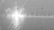 H CENTCOM εξουδετέρωσε με πλήγμα ακριβείας εμπορικό πλοίο: «Το πλήρωμα αγνόησε τις προειδοποιήσεις»
