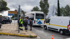 Τραγωδία στη λεωφόρο Βουλιαγμένης: Νεκρή η γυναίκα που παρασύρθηκε από λεωφορείο