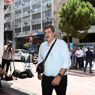 ΣΥΡΙΖΑ: «Επικροτεί» ο Πολάκης τη διαγραφή Τζουμάκα - «Εκπέμπεις δηλητήριο διάλυσης, κάντο εκτός κόμματος»