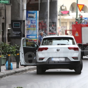 Σωκράτους: Ζευγάρι Αλβανών συνελήφθη με όπλο και εκρηκτικά μετά από τυχαίο έλεγχο στο ΙΧ τους