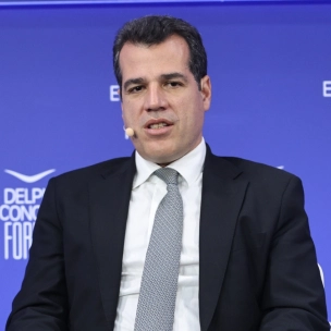 Πλεύρης: Καμία εποπτεία χωρίς τη συναίνεση του δικηγόρου για τη νομική καθοδήγηση των μεταναστών, τα 250 ευρώ μόνο με απόφαση των Δικηγορικών Συλλόγων