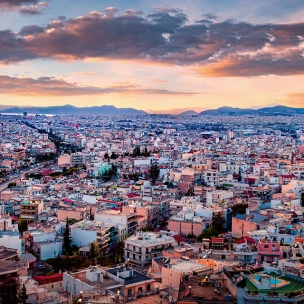 Spitogatos: Άνοδος στις τιμές κατοικιών αλλά με ηπιότερο ρυθμό το β΄τρίμηνo – Πού καταγράφονται οι μεγαλύτερες αυξήσεις