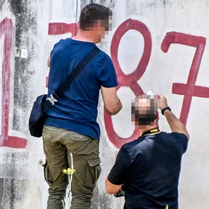 Διώξη για απόπειρα ανθρωποκτονίας στους αστυνομικούς που πυροβόλησαν τον 20χρονο στο Άργος, βρέθηκαν 13 κάλυκες στο σημείο