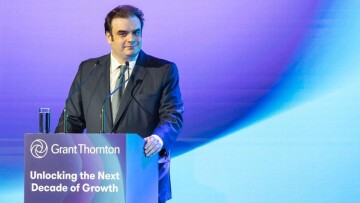 Πιερρακάκης: Στην Ελλάδα δημιουργούνται συνθήκες για ισχυρές επιχειρήσεις και συγχωνεύσεις που αυξάνουν την παραγωγικότητα