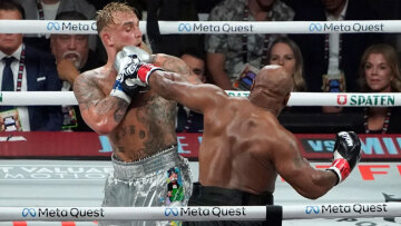 Mike Tyson - Jake Paul: Ήταν «στημένος» ο αγώνας τους; Το Twitter λέει... ναι!