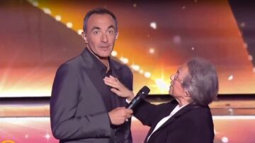 Νίκος Αλιάγας: Η  έκπληξη της μητέρας του  στο πλατό - Γιατί δεν φοράς γραβάτα; του είπε