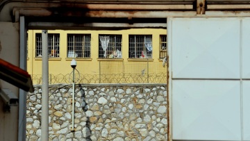 Κρατούμενος στις φυλακές Χανίων είχε ναρκωτικά και μαχαίρια στο κελί του