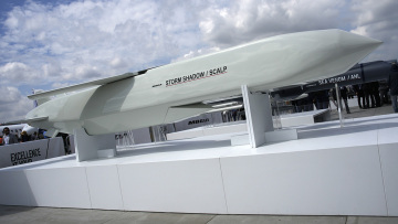 Wall Street Journal: Πράσινο φως των ΗΠΑ στην Ουκρανία να χτυπήσει με δυτικούς πυραύλους μέσα στη Ρωσία - Fake news, λέει ο Τραμπ