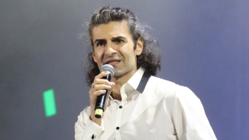 Παναγιώτης Πετράκης για την κατάθλιψη:  Την ξεπέρασα με πολλή προσευχή και ψυχοθεραπεία