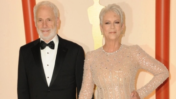 Λος Άντζελες - Φωτιές: Η Τζέιμι Λι Κέρτις και ο σύζυγός της δίνουν 1 εκατ. δολάρια για τους πυρόπληκτους