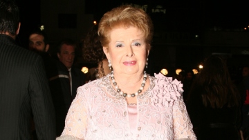  Βέφα Αλεξιάδου: Δεν την ξέχασαν όλοι, είπε η ανιψιά της για το μνημόσυνο της μαγείρισσας