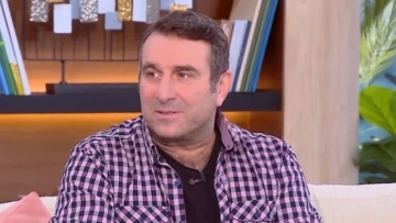 Ηλίας Βαλάσης για τα δύσκολα παιδικά χρόνια: Έκανα δύο δουλειές από τα 12 μου χρόνια