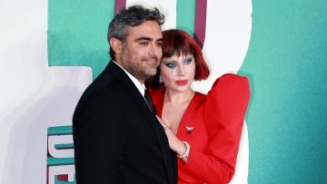 Η Lady Gaga αποκάλυψε πως η πρόταση γάμου του Μάικλ Πολάνσκι, ενέπνευσε το νέο της τραγούδι