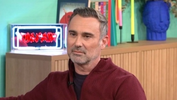 Γιώργος Καπουτζίδης: Δεν αισθάνομαι ότι θα έπρεπε να ντρέπομαι για τον σεξουαλικό μου προσανατολισμό