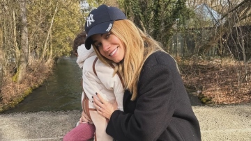 Δούκισσα Νομικού: Οι οικογενειακές φωτογραφίες από το ταξίδι της στη Γερμανία - «4 γενιές» 