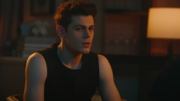 Eurovision 2025: Ακούστε το τραγούδι με το οποίο o Theo Evan θα εκπροσωπήσει την Κύπρο