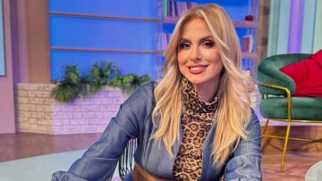 Ζωή Κρονάκη: Όταν ξεκινούσα, ήμουν η όμορφη κοπέλα που έπρεπε να αποδεικνύει ότι δεν είναι ελέφαντας