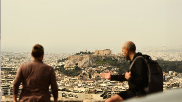Καλοκαίρι, αφρικανική σκόνη και λασποβροχές την Κυριακή - Πότε έρχεται η «βαρυχειμωνιά» 