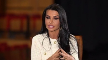 Νίνα Λοτσάρη: Θα ήταν ιδανικό αν οι γυναίκες μπορούσαν να αποκτήσουν εύκολα παιδί μετά τα 40