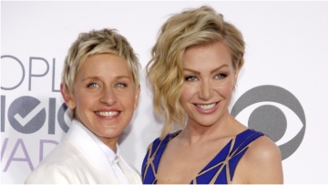 Έλεν ντε Τζένερις: Η ανάρτησή της για τα 20 χρόνια της σχέσης της με την Πόρσια ντε Ρόσι - «Ευτυχισμένη που είμαι παντού μαζί σου»