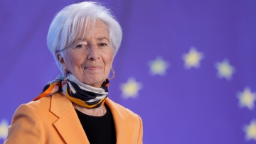 ΕΚΤ: Άφησε αμετάβλητα τα επιτόκια μετά από οχτώ μειώσεις