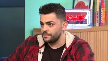 Χρήστος Σαντικάι: Ήρθα από την Αλβανία στην Ελλάδα στην ηλικία του γιου μου, δεν σκέφτομαι ότι ξεσπιτώθηκα γιατί νιώθω Έλληνας 