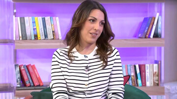 Άννα Μενενάκου: Είμαι outsider, ο δρόμος μου ήταν μοναχικός για να φτάσω σε όποιο σημείο έχω φτάσει