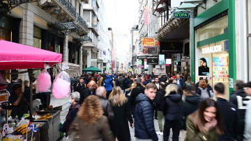 Έκθεση ΔΝΤ για την Ελλάδα: Προβλέπει ανάπτυξη 2,1% για το 2025 - Συστάσεις για αυτοσυγκράτηση στις αυξήσεις μισθών