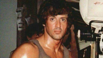  Ο Σιλβέστερ Σταλόνε μοιράστηκε μια φωτογραφία από τα γυρίσματα του «Ράμπο»