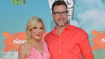 Τόρι Σπέλινγκ: «Η κόρη μας με παρότρυνε να πάρω διαζύγιο», εξομολογήθηκε για τον χωρισμό της από τον Ντιν ΜακΝτέρμοτ