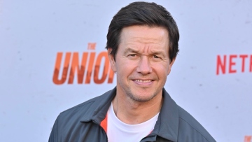 Μαρκ Γουόλμπεργκ: Αγνώριστος ο ηθοποιός στα γυρίσματα της νέας του ταινίας - Δείτε φωτογραφίες