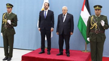 Ευχαριστίες Αμπάς στην Κύπρο - Ενημέρωσε τον Χριστοδουλίδη για τη Γάζα