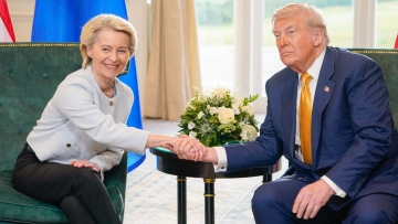 Συνομιλία Φον ντερ Λαίεν - Τραμπ για αύξηση της οικονομικής πίεσης στη Ρωσία