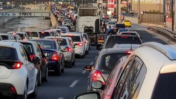 ΑΑΔΕ: Αναδρομικό «σαφάρι» για απλήρωτα τέλη κυκλοφορίας - Οι κρίσιμες ημερομηνίες 