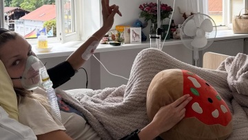 Νέες φωτογραφίες της Μπέλα Χαντίντ από νοσοκομείο - «Μείνε δυνατή» το μήνυμα της αδελφής της, Τζίτζι