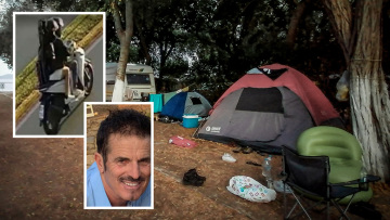 Πώς το δρομολόγιο πάνω στο λευκό μηχανάκι και οι αποκαλυπτικές καταθέσεις οδήγησαν την ΕΛΑΣ στους 22χρονους για το διπλό φονικό στη Φοικινούντα