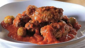 18 συνταγές με σουτζουκάκια – Παραδοσιακά, μερακλίδικα και πάντα comfort