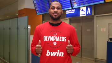 Οι πρώτες δηλώσεις του Μόρις ως παίκτης του Ολυμπιακού: «Ο Μπαρτζώκας μού ζήτησε να κάνω το παιχνίδι μου, να μην ξαναγυρίσω στο ΝΒΑ»