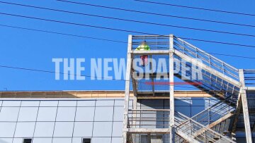 Βόλος: Ηλικιωμένος απειλούσε να πέσει από τον τρίτο όροφο του Γενικού Νοσοκομείου