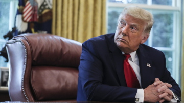 Τραμπ: Μεγάλη αρμάδα κατευθύνεται προς το Ιράν, θα δούμε τι θα γίνει αν δεν υπάρξει συμφωνία