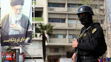 Οι Φρουροί της Επανάστασης απειλούν με χτυπήματα σε 18 αμερικανικές εταιρείες από την 1η Απριλίου