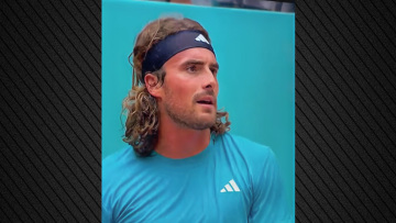 Ξέφυγε ο Τσιτσιπάς στην πρεμιέρα του στη Μαδρίτη: Άρχισε τα... γαλλικά προς τον πατέρα του και τους συνεργάτες του