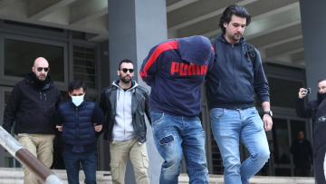 Ένταση στο Εφετείο Θεσσαλονίκης, αναβλήθηκε η δίκη για τη δολοφονία της 41χρονης εγκύου