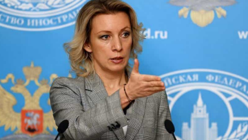 Οργή Ρώσων αξιωματούχων για το διάγγελμα Μακρόν: «Είναι παραμυθάς» λέει η Ζαχάροβα