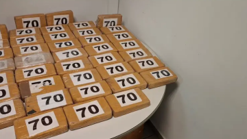 Θεσσαλονίκη: Έκρυψαν 45 κιλά κοκαΐνης σε φορτίο με μπανάνες - Τέσσερις συλλήψεις